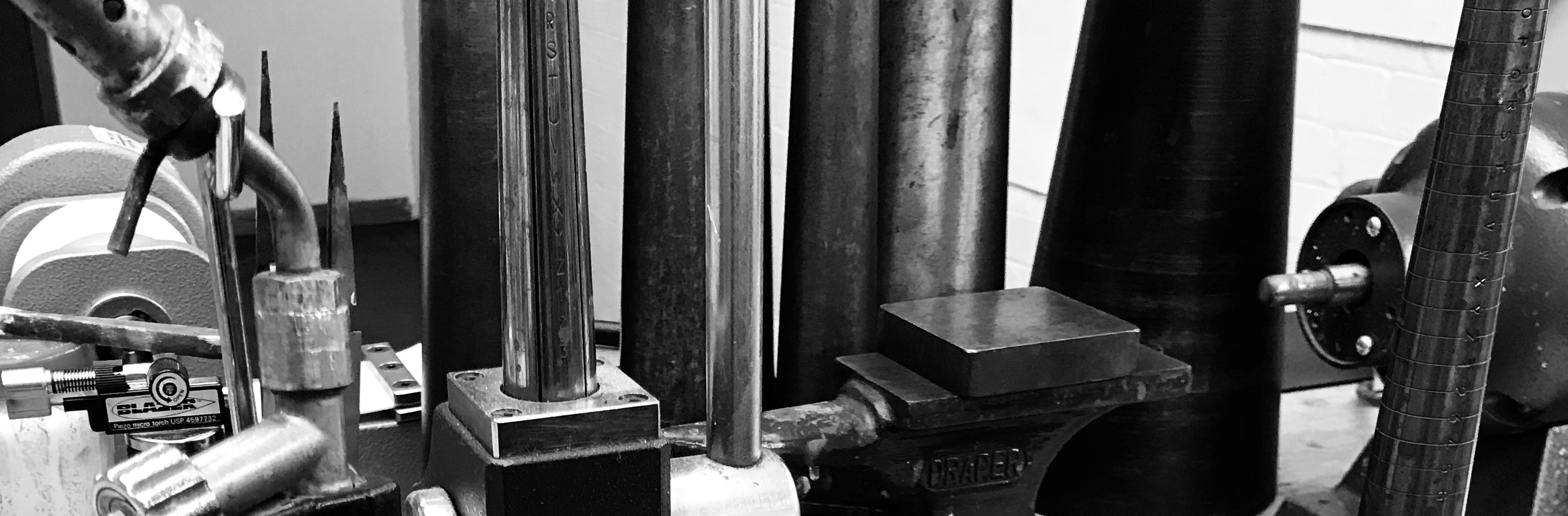 SILVER NECKLACES & PENDANTS