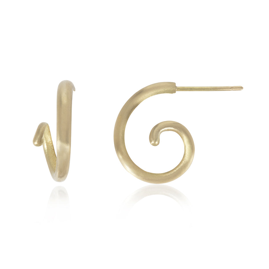 Acrobat curl earrings in 18ct gold by Sarah Herriot.