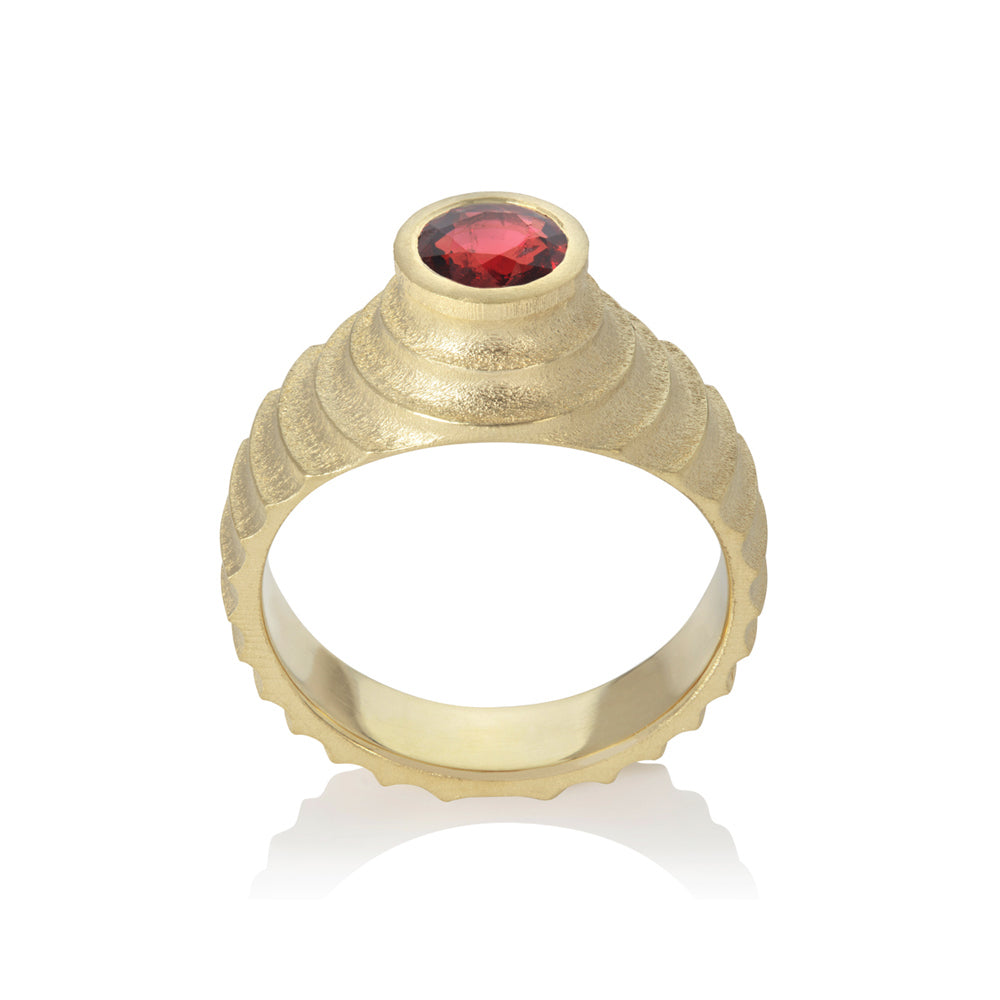 Lunar ring in 18ct gold with round red spinel by Sarah Herriot.