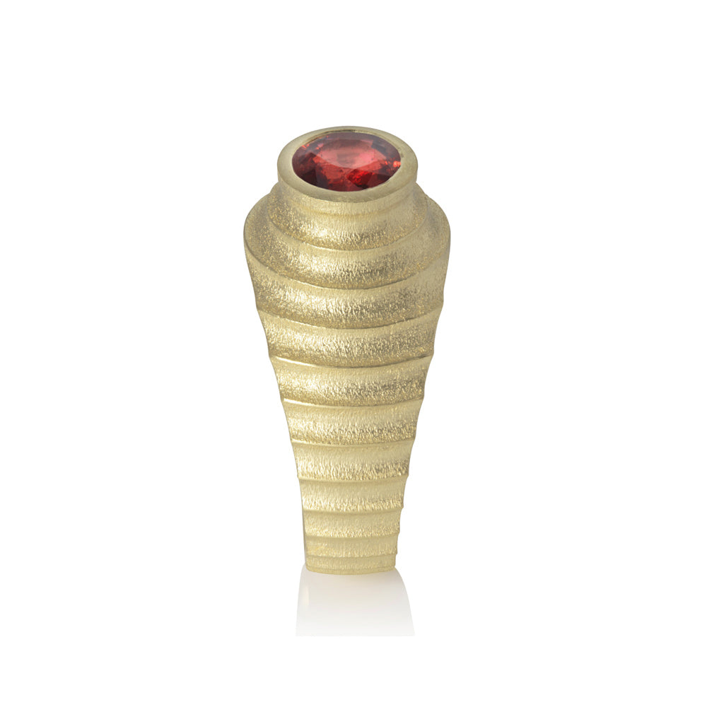 Lunar ring in 18ct gold with round red spinel by Sarah Herriot.