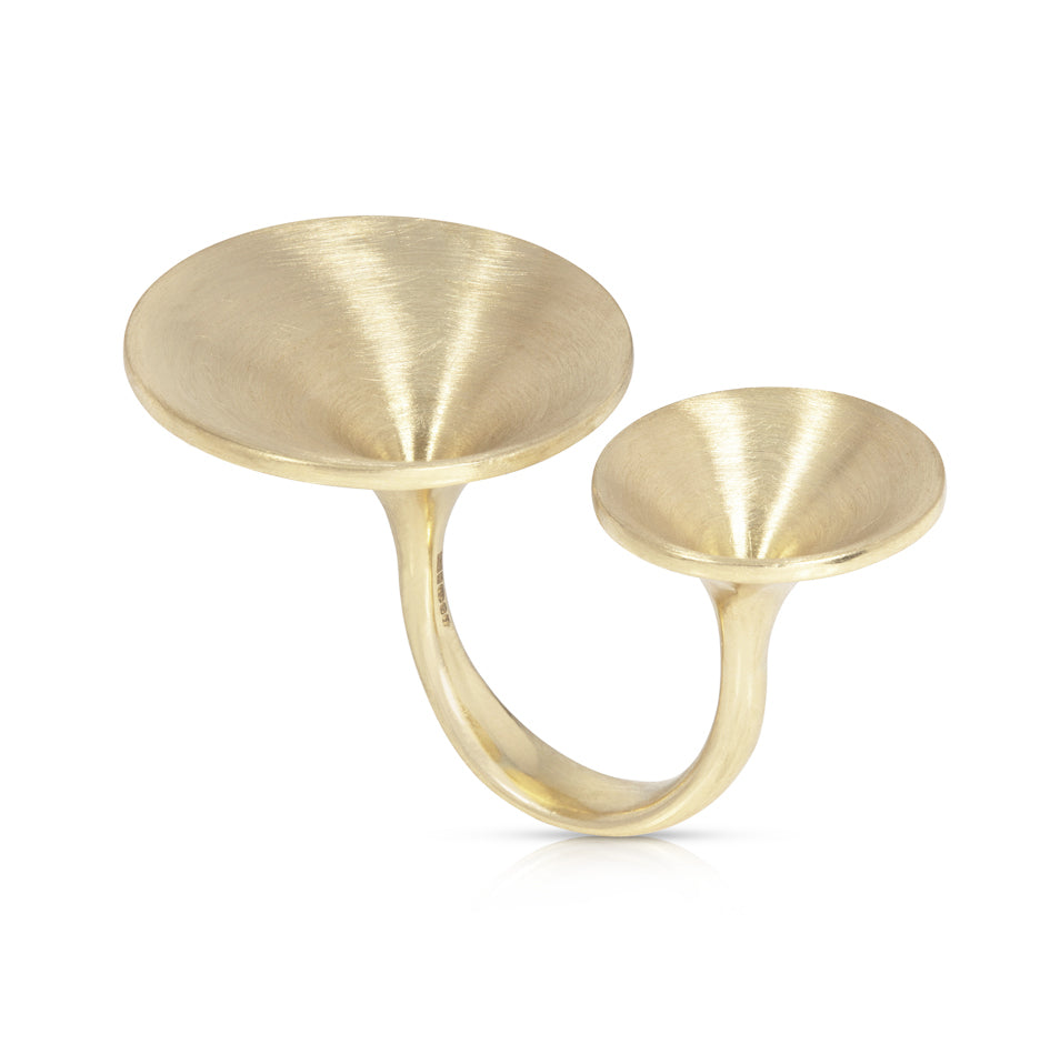 Pool ring in 18ct gold by Sarah Herriot.
