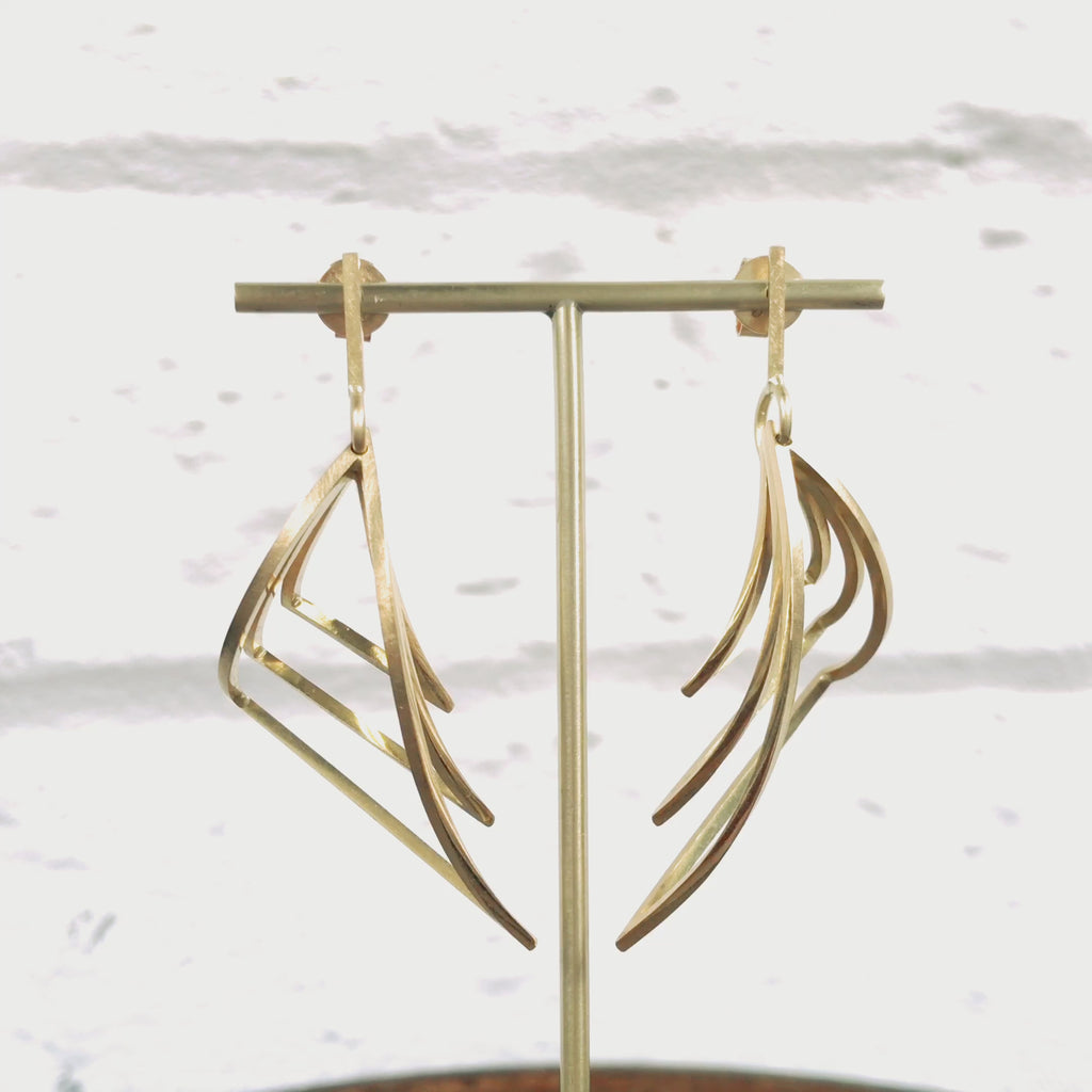 Triple triangle earrings in 18ct gold by Sarah Herriot.