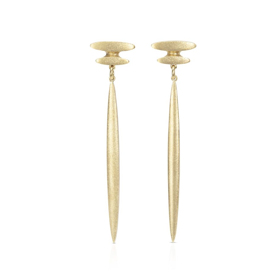 Mirage long drop earrings, a flicker stud with an elegant long drop of light in 18ct gold. Mirage long drop earrings by Sarah Herriot.